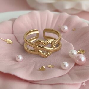 Stainless steel adjustable Gold Heart-Shaped Ring